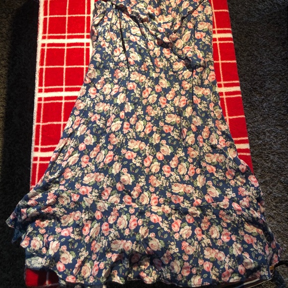 Floral Summer Dress - Picture 2 of 4